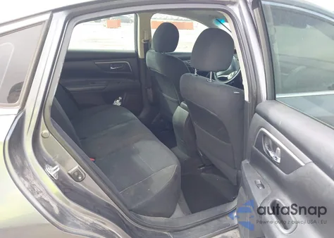 2015 Nissan Altima 2.5 S z USA, uszkodzony, nr VIN 1N4AL3AP8FN876874